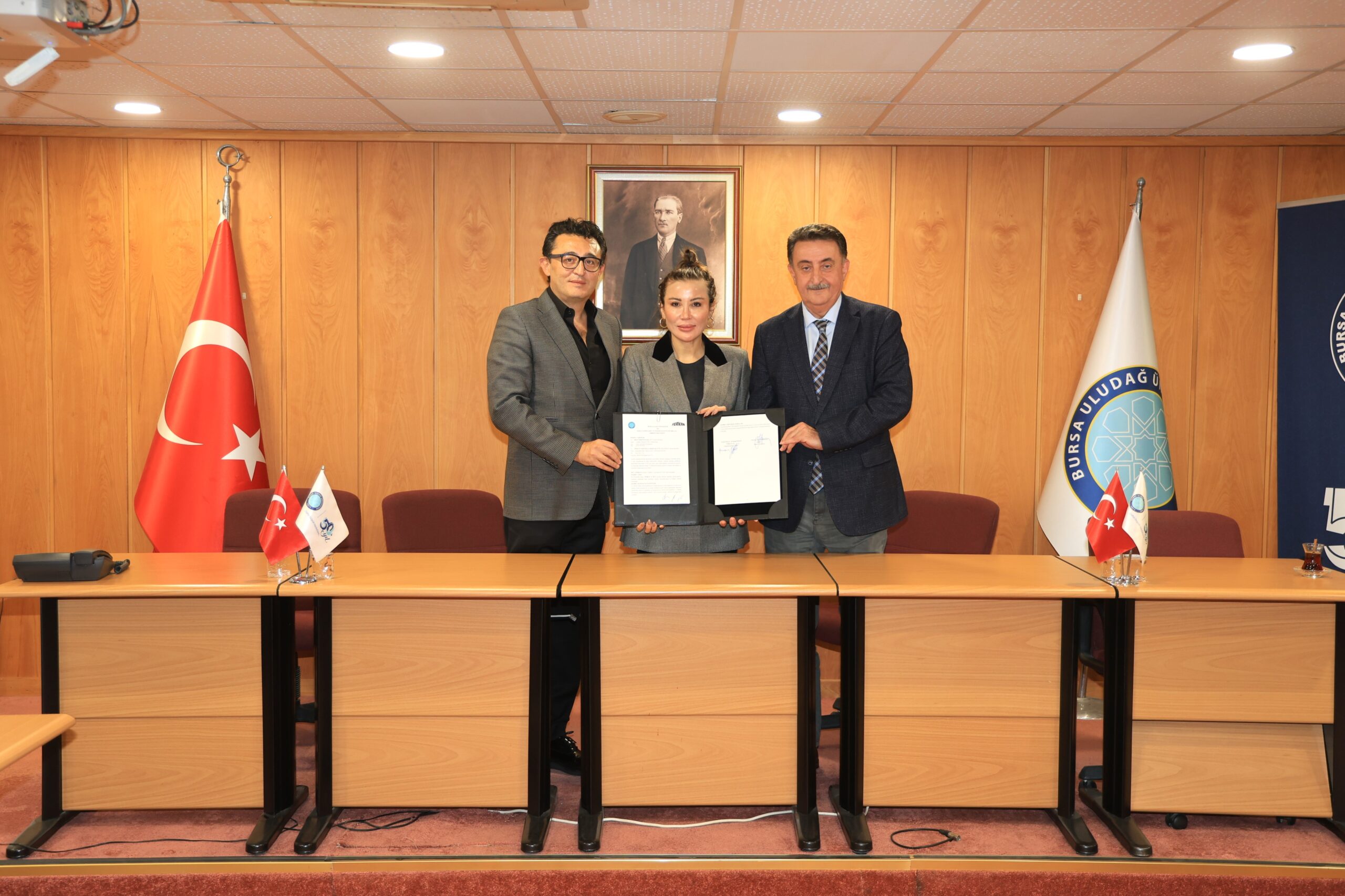 Bursa Uludağ Üniversitesi (BUÜ), sanayi ve akademik dünyayı bir araya