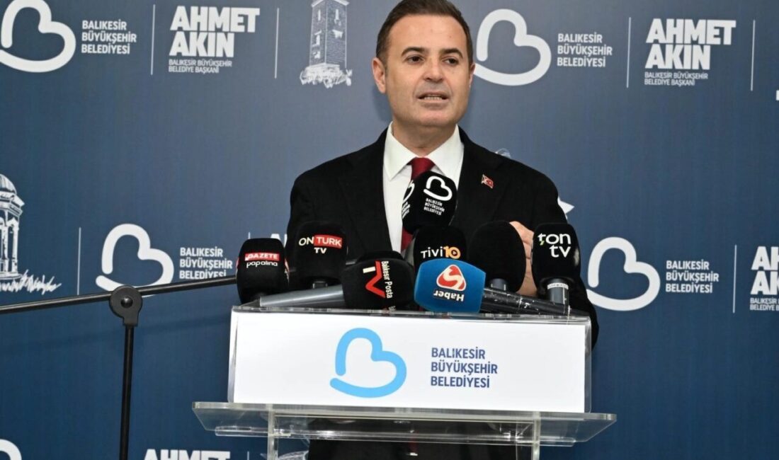 Balıkesir Büyükşehir Belediye Başkanı Ahmet Akın, yıl boyunca yapılan yatırımları