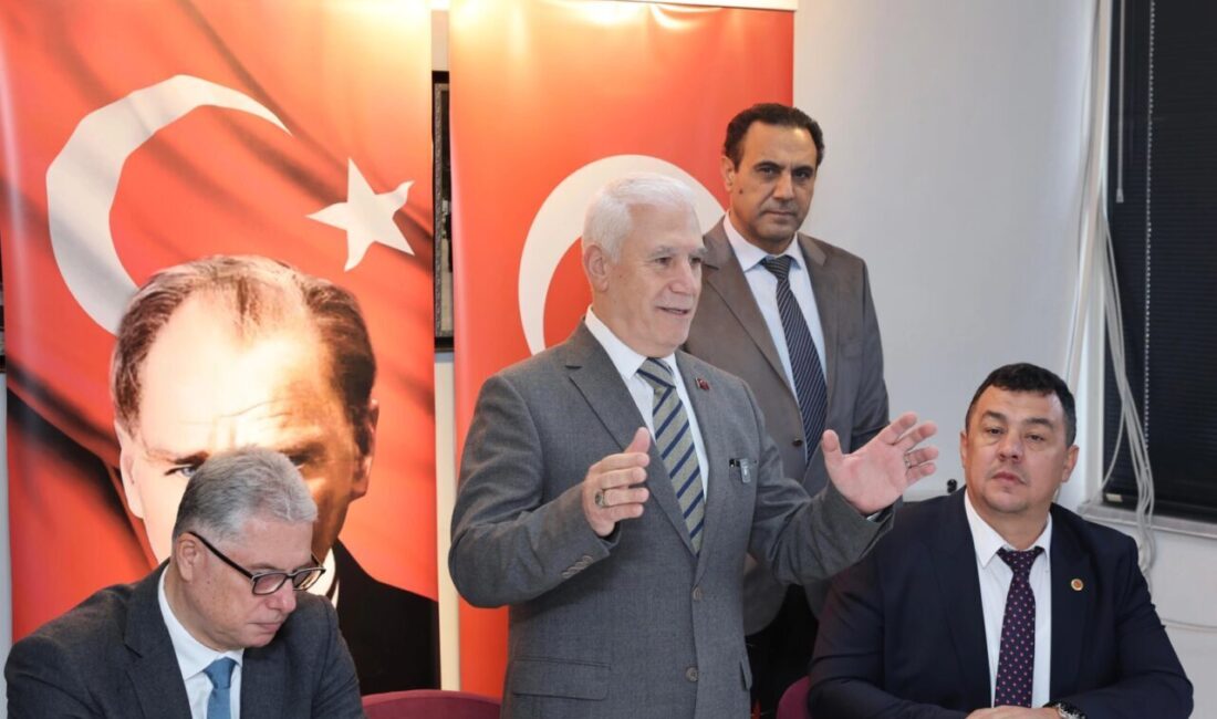 Bursa Büyükşehir Belediye Başkanı Mustafa Bozbey, sahil düzenlemesinde çevresel yatırımlara,