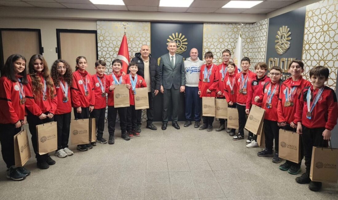 Gölcük Belediye Başkanı Ali Yıldırım Sezer, Mersin Bölge Müsabakaları ve