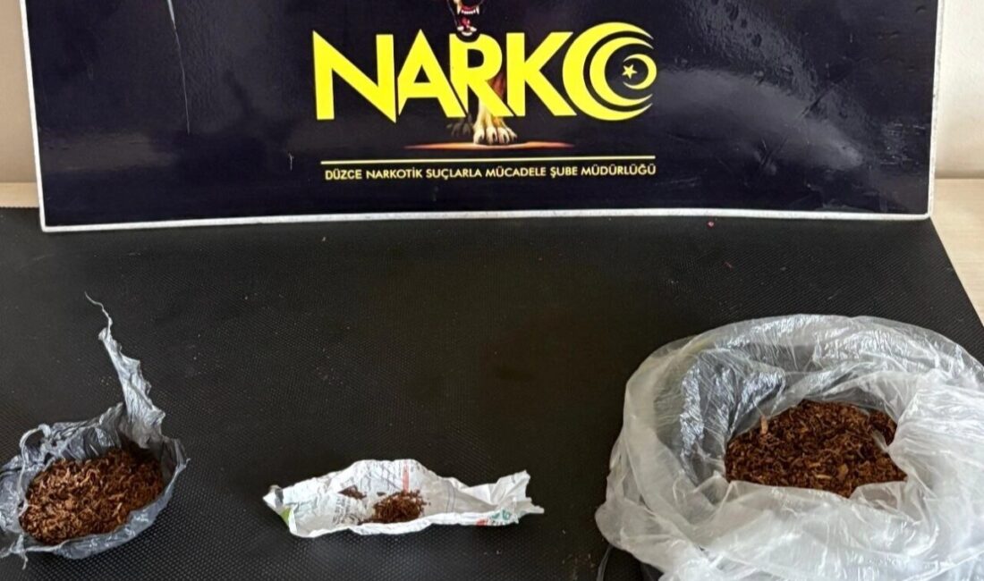 Düzce’de Narkotik Suçlarla Mücadele Şube Müdürlüğü ekiplerinin operasyonunda 60 gram