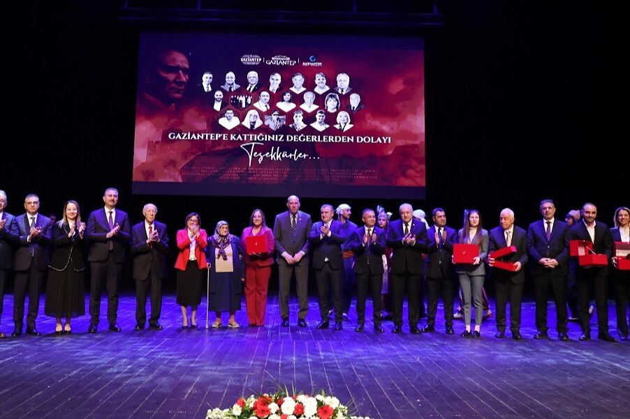 Gaziantep Büyükşehir Belediyesi, Gaziantep Valiliği ve Gaziantep Kent Konseyi iş