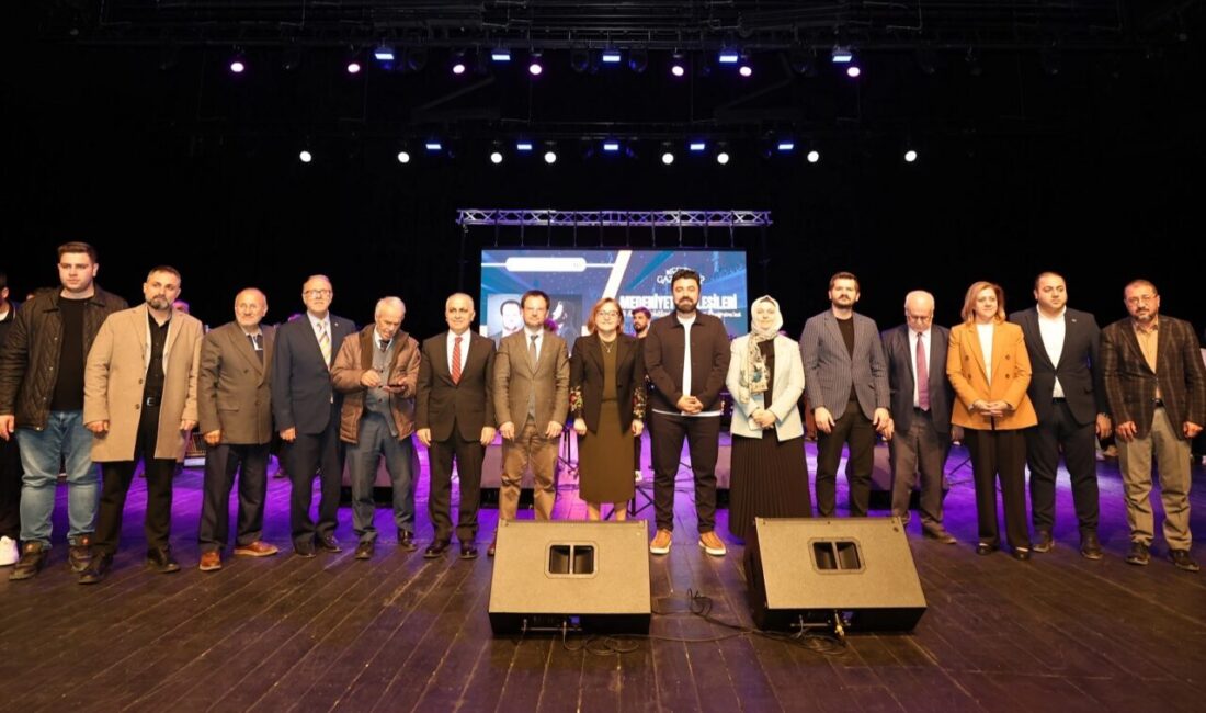 Gaziantep Büyükşehir Belediyesi tarafından düzenlenen Medeniyet Söyleşileri kapsamında gerçekleştirilen “25