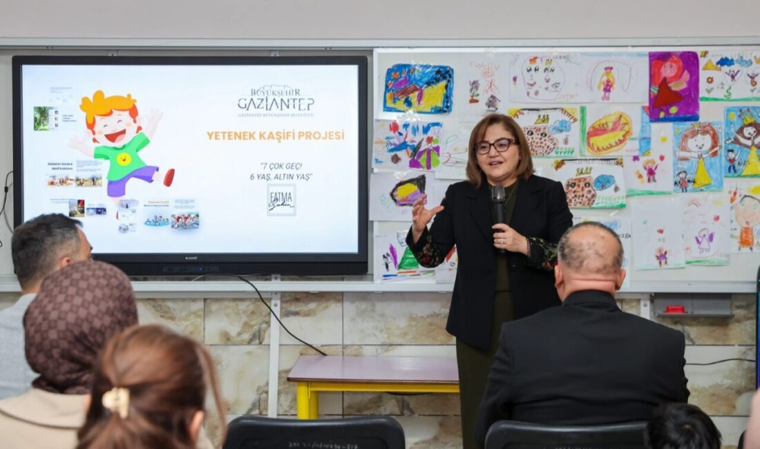 Gaziantep Büyükşehir Belediye Başkanı Fatma Şahin, Yetenek Kaşifi Projesi kapsamında