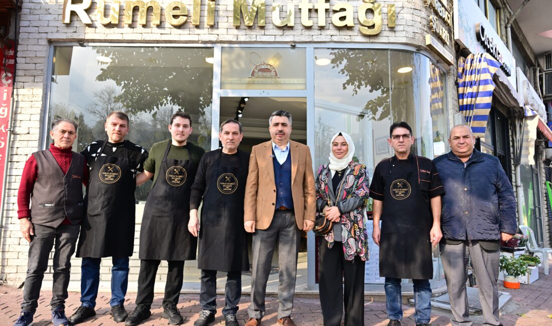 Başkan Yılmaz’dan komşu ziyareti Yıldırım Belediye Başkanı Oktay Yılmaz, Kurtuluş Caddesi ve Yıldırım Mahalle