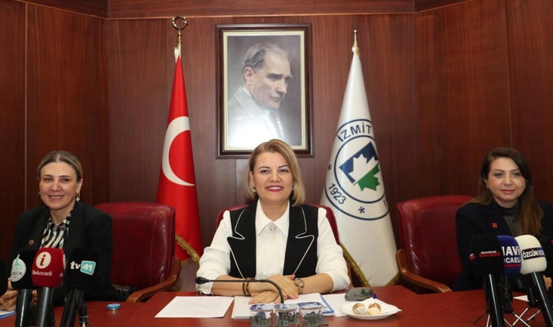 İzmit Belediyesi Ocak ayı meclis toplantısında Denetim Komisyonu üyeleri seçildi.