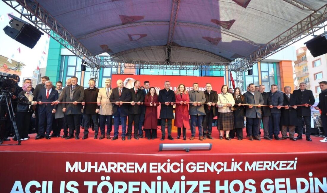 Manisa Büyükşehir Belediyesi, Saruhanlı’da gençlik merkezinden Kent Lokantası’na, Halk Mandıra’dan