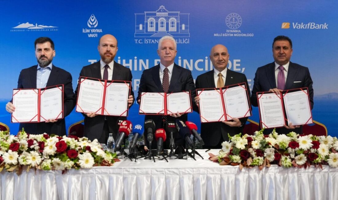 İstanbul Valiliği öncülüğünde hayata geçirilen “Tarihin Bilincinde, Demokrasinin İzinde” projesi