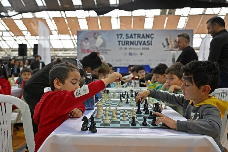 23 Nisan Ulusal Egemenlik ve Çocuk Bayramı kapsamında Antalya Büyükşehir