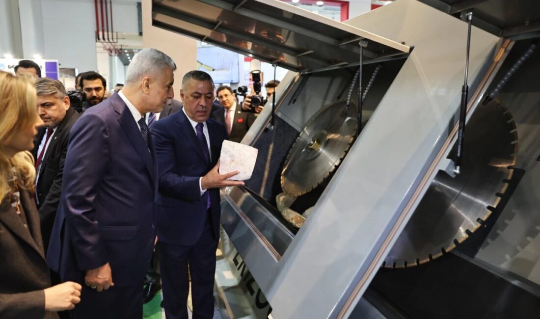 Bakan Bolat: Türkiye doğal taşta dünyada ilk üçte Ticaret Bakanı Ömer Bolat, MARBLE İzmir Fuarı’nda yaptığı konuşmada Türkiye’nin