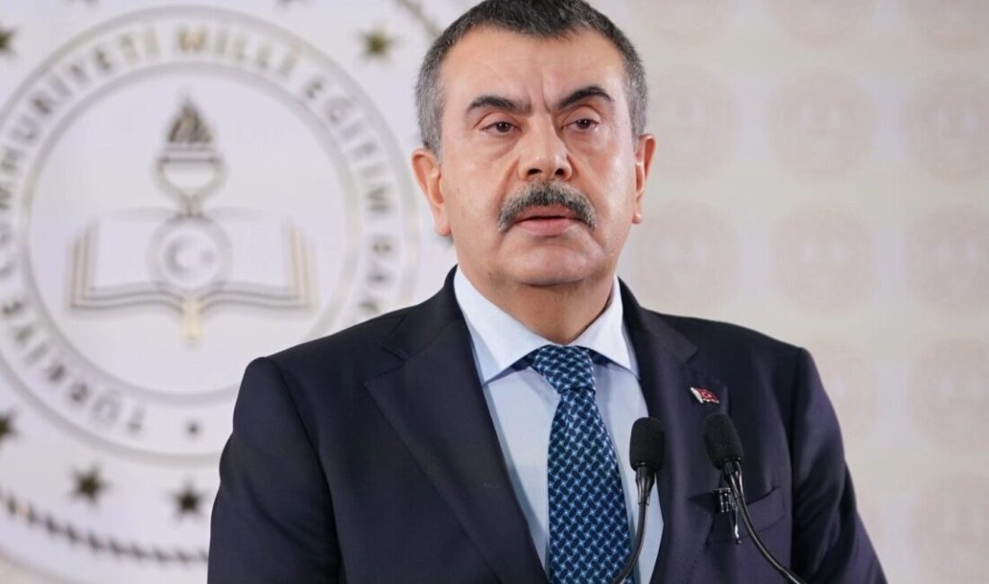 Milli Eğitim Bakanı Yusuf Tekin, 'Güvenli Okul İklimi' için yapay