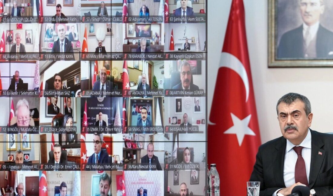 Milli Eğitim Bakanı Yusuf Tekin, 81 ilin millî eğitim müdürüyle