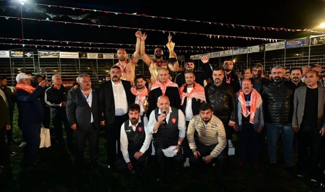 Balıkesir Büyükşehir Belediyesporlu güreşçi Enes Doğan, 10. Kepez Belediyesi Yağlı