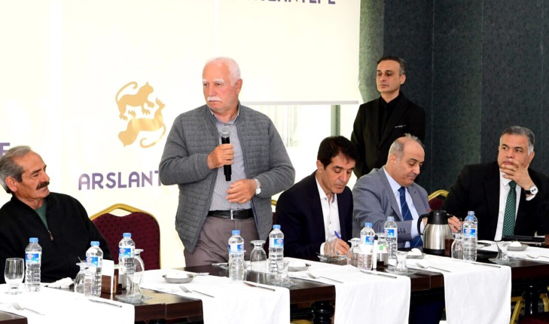 Malatya Büyükşehir Belediye Başkanı Sami Er, Dedekorkut Restoranda düzenlenen programda