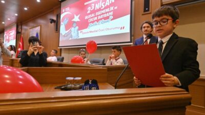 Farklı ülkelerden ve Bursa’nın dört bir yanından gelen çocuklar, Bursa