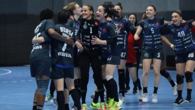 Kadınlar Hentbol Süper Ligi 8. hafta erteleme maçında Bursa Büyükşehir