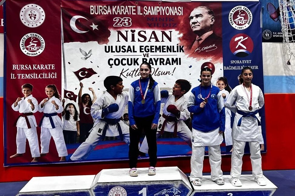 23 Nisan Ulusal Egemenlik ve Çocuk Bayramı nedeniyle düzenlenen Karate