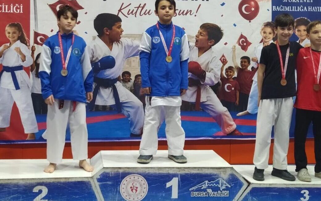 23 Nisan Ulusal Egemenlik ve Çocuk Bayramı nedeniyle düzenlenen Karate
