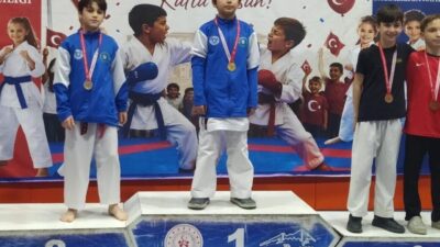 23 Nisan Ulusal Egemenlik ve Çocuk Bayramı nedeniyle düzenlenen Karate