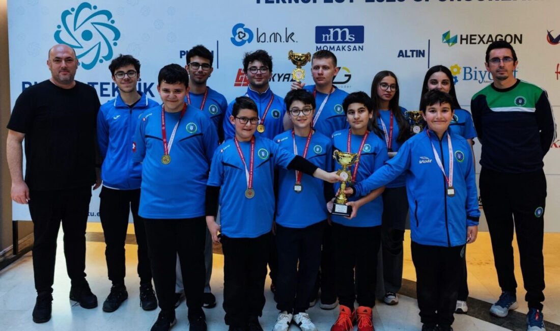 Bursa Küçükler ve Yıldızlar Takım Satranç İl Birinciliği'nde Bursa Büyükşehir