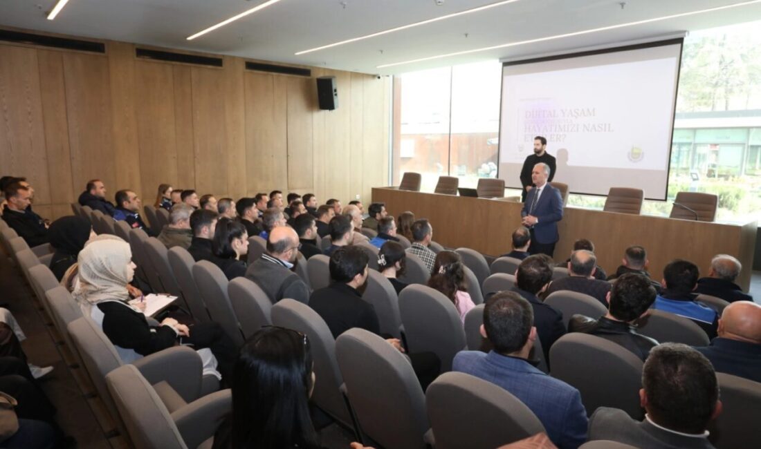 Bursa İnegöl Belediyesi, personelin teknoloji kullanımına ilişkin farkındalığını artırmak ve