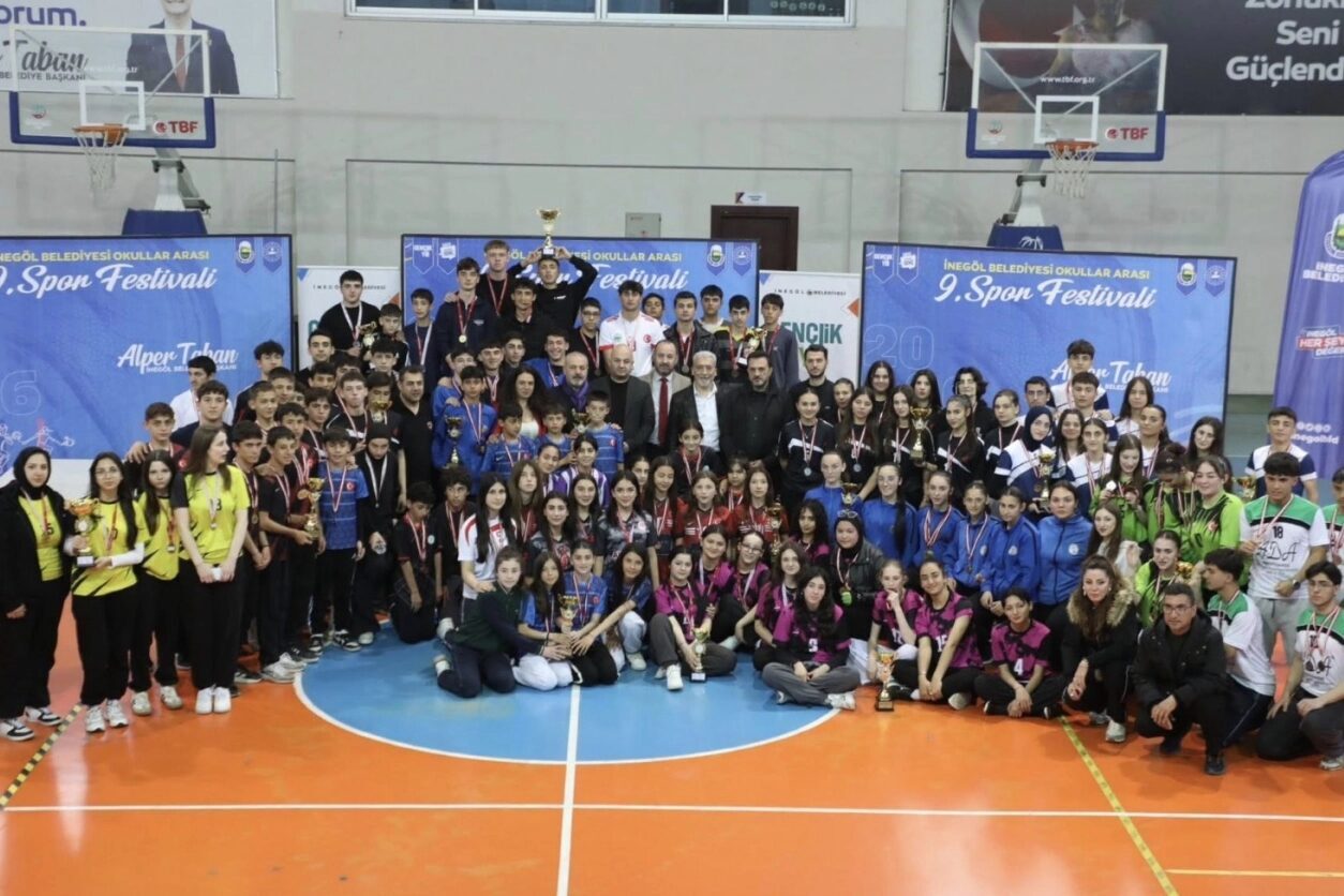 İnegöl Belediyesi 9. Okullar Arası Spor Festivali kapsamında puanlı atletizm