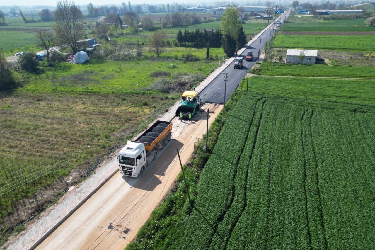 Şehrin dört bir yanında yatırımlarını sürdüren Bursa Büyükşehir Belediyesi, İnegöl’ün
