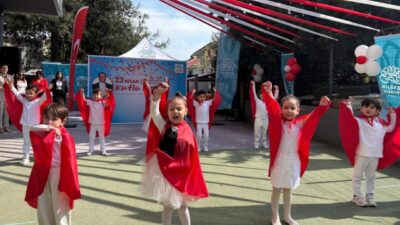 Bursa'da Nilüfer Belediyesi bünyesindeki kreşlerde eğitim gören çocuklar, 23 Nisan