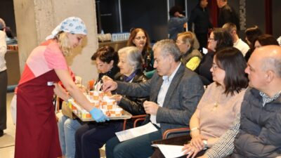 Bursa'da Nilüfer Belediyesi Pancar Deposu’nun ev sahipliği yaptığı “Gastroetnomüzikolojik Kaynatmalar”