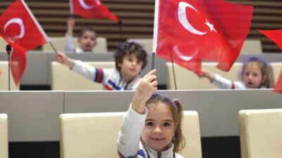 Bursa'da 23 Nisan Ulusal Egemenlik ve Çocuk Bayramı kutlamaları kapsamında