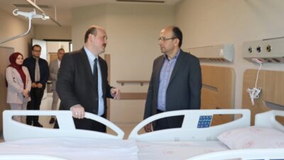 AK Parti Bursa Milletvekili Mustafa Yavuz, Bursa Şehir Hastanesi’nde yürütülen