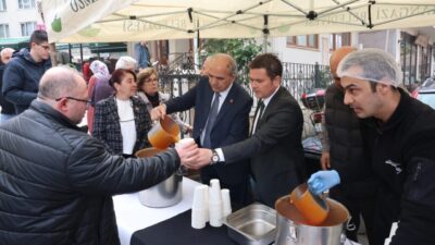 Bursa Osmangazi Belediye Başkanı Erkan Aydın, her hafta gerçekleştirdiği mahalle