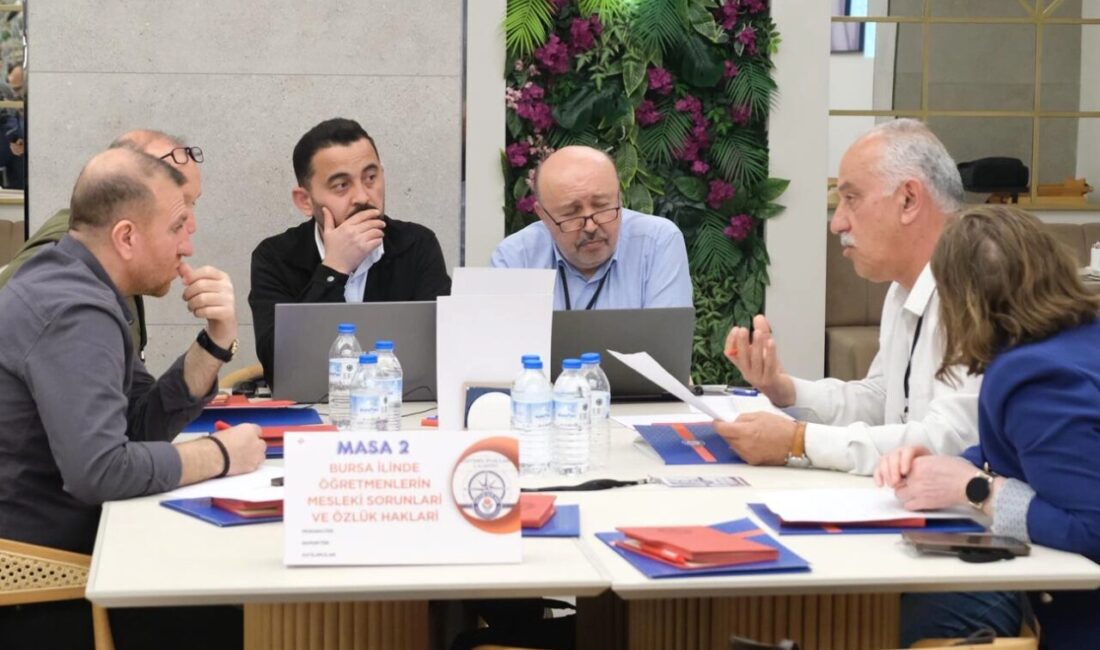 Eğitim-Bir-Sen Bursa 1 No’lu Şubesi tarafından düzenlenen çalıştayda, eğitimdeki sorunlar