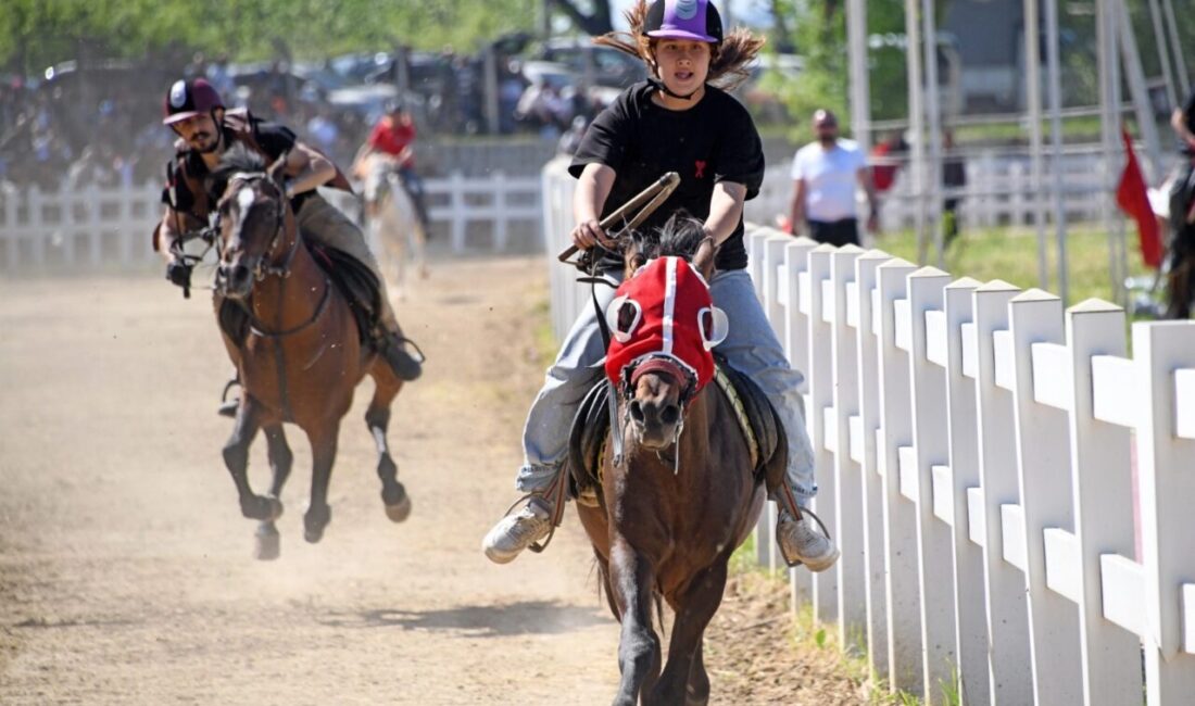 Bursa'da Osmangazi Belediyesi tarafından bu yıl 21’incisi düzenlenen Osman Gazi'yi