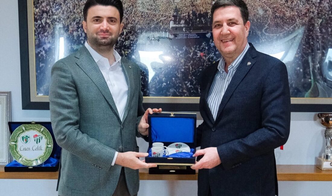 Bursaspor yönetimi, futbolcular ve teknik heyet için şampiyonluk primi kampanyası