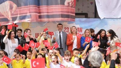 Denizli Büyükşehir Belediyesi, 23 Nisan coşkusunu kentin 6 farklı noktasında