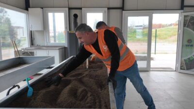 Kocaeli'de Çayırova Belediyesi’nin geçtiğimiz Ekim ayında faaliyete aldığı kompost üretim