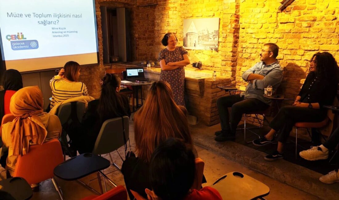 2009 yılından beri Anadolu’nun dört bir yanında belediye çalışanlarına kültürel