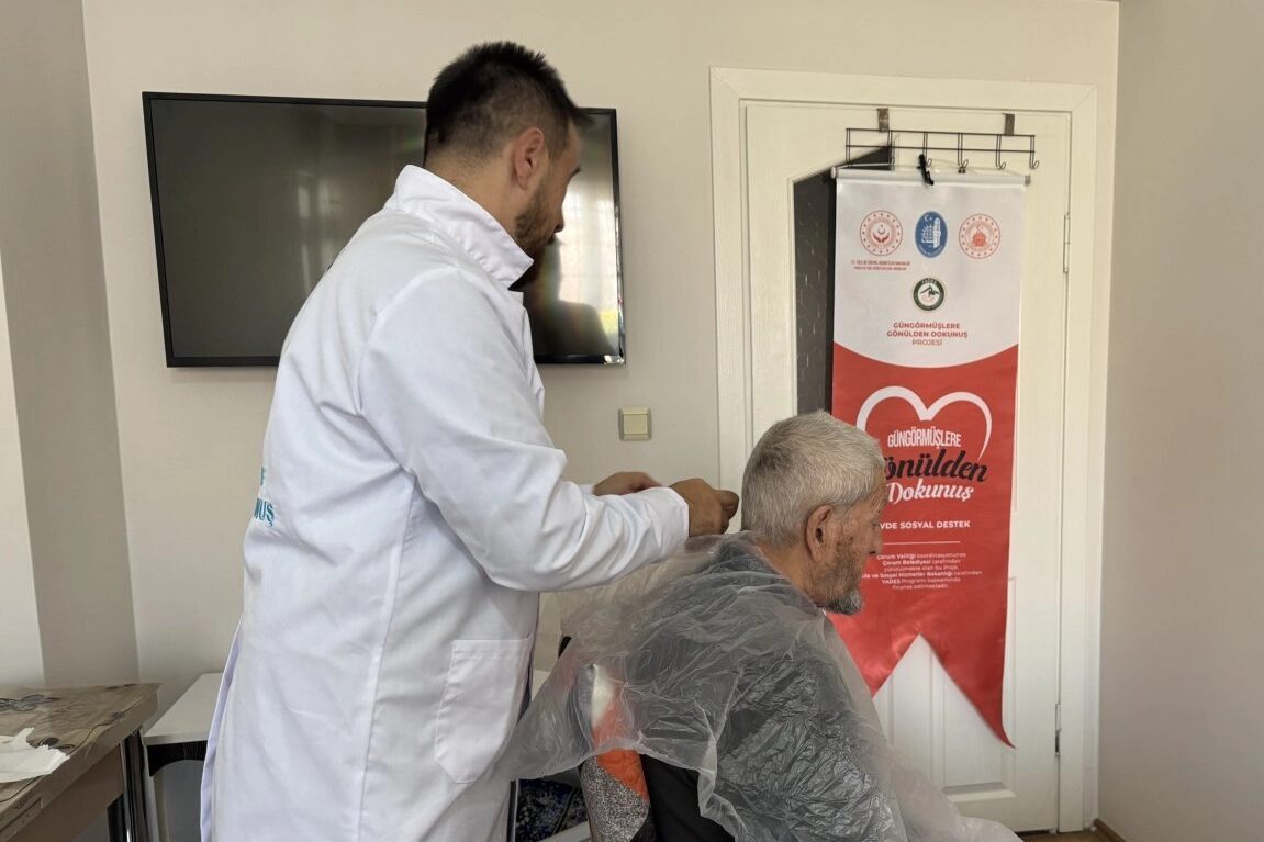 Çorum Belediyesi, sosyal belediyecilik anlayışıyla yaşlı ve dezavantajlı bireylere yönelik