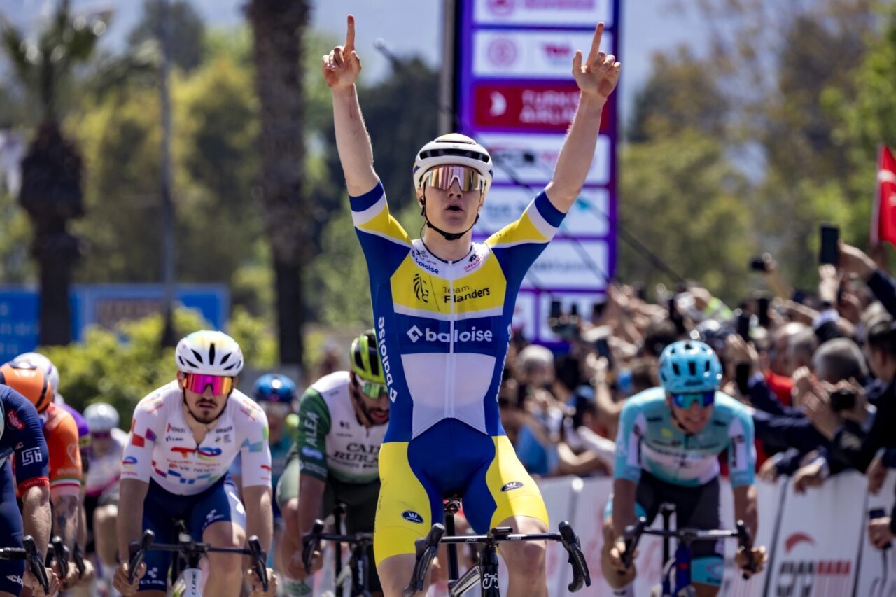 61. Cumhurbaşkanlığı Türkiye Bisiklet Turu’nun Çeşme–Selçuk etabını Team Flanders-Baloise sporcusu