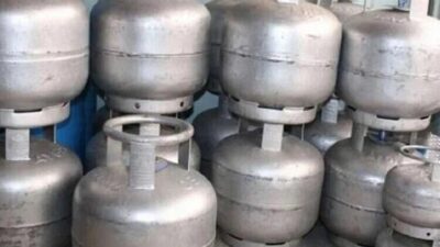 Denizli Büyükşehir Belediyesi’nin dar gelirli aileler için sürdürdüğü Mutfak Tüpü