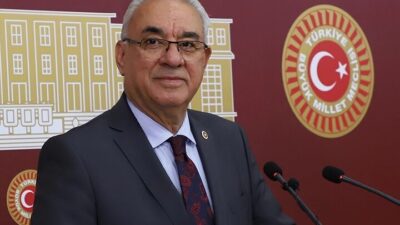 DSP: ABD ve İsrail İran’da yenildi DSP Genel Başkanı Önder Aksakal, TBMM’de düzenlediği basın toplantısında Ortadoğu’daki