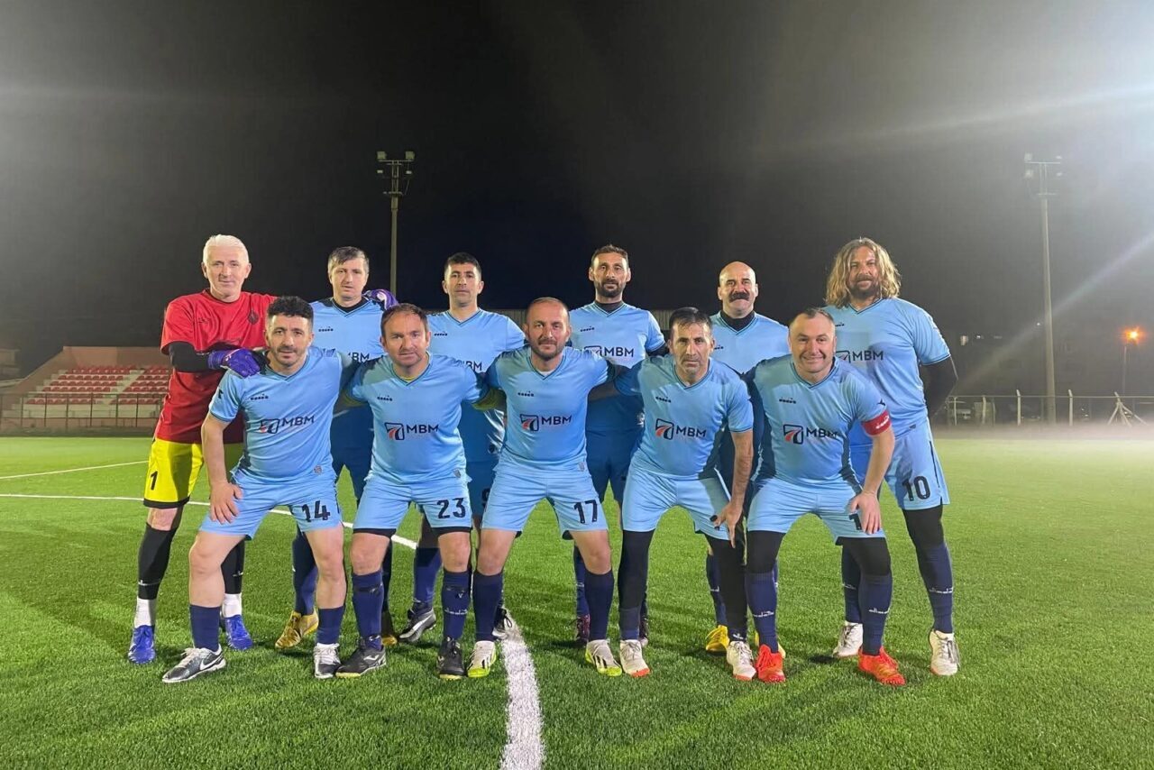 Trakya Veteranlar Ligi'nde Keşan’ı başarıyla temsil eden Keşanspor Veteranlar Takımı,