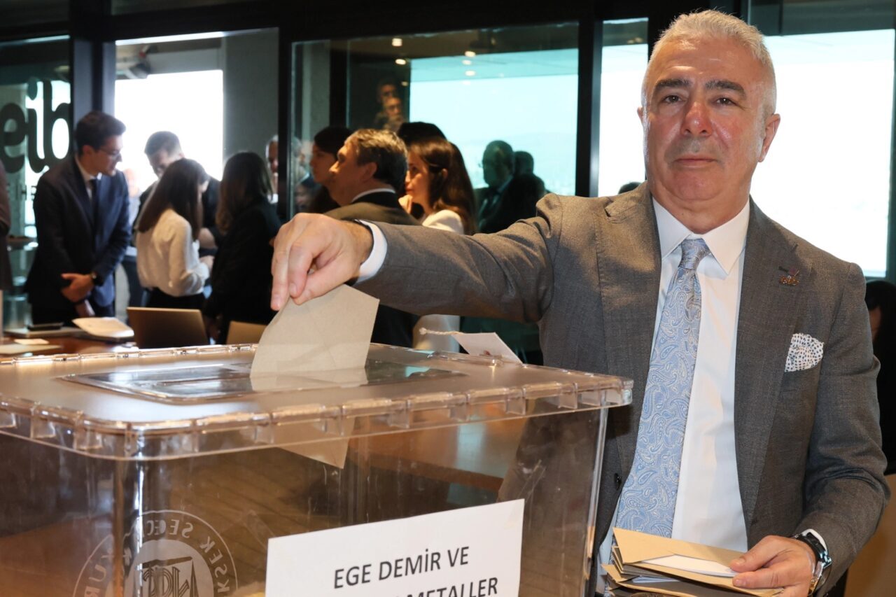 Ege İhracatçı Birlikleri’nde 8 yıldır ihracat şampiyonluğuna ambargo koyan Ege