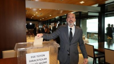 Ege Tütün İhracatçılarında Selim Jimi dönemi Ege Tütün İhracatçıları Birliği Genel Kurulu’nda Selim Jimi, Yönetim Kurulu