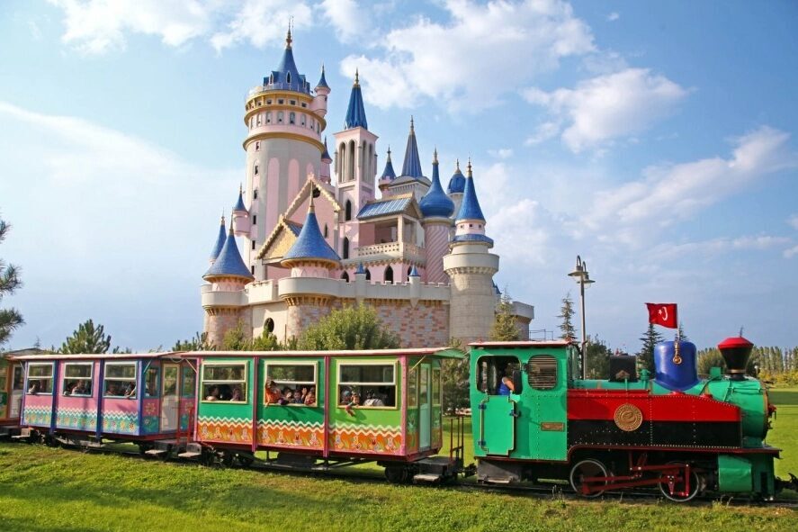 Eskişehir’de 23 Nisan coşkusu kültür, sanat ve eğlenceyle dolu dolu