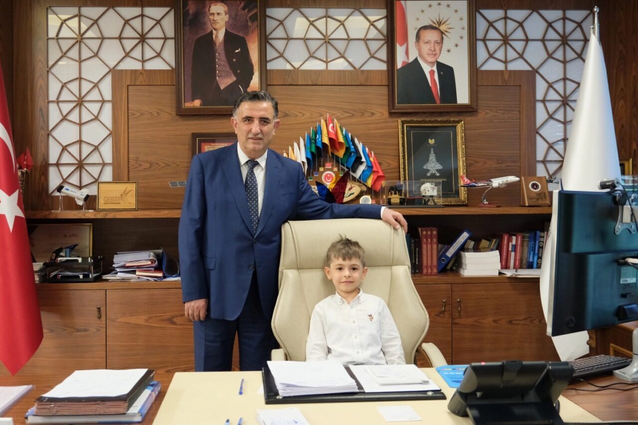 23 Nisan Ulusal Egemenlik ve Çocuk Bayramı kapsamında GTÜ Rektörü