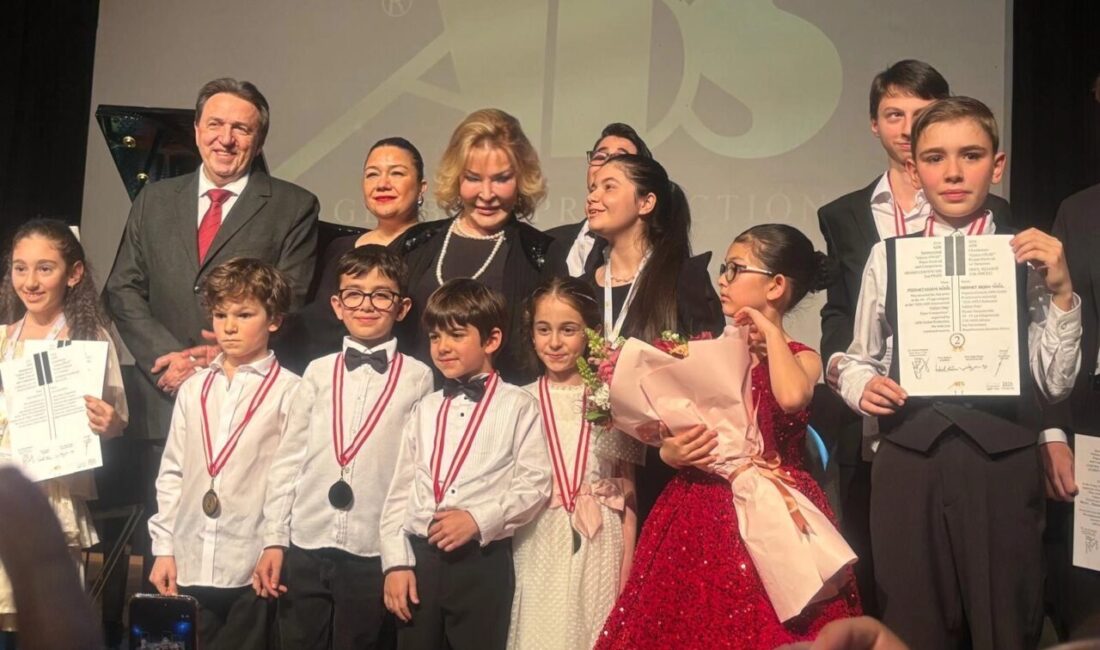 İzmir'de 2026 ADS Gülsin Onay Piyano Festivali ve Yarışması sonuçları