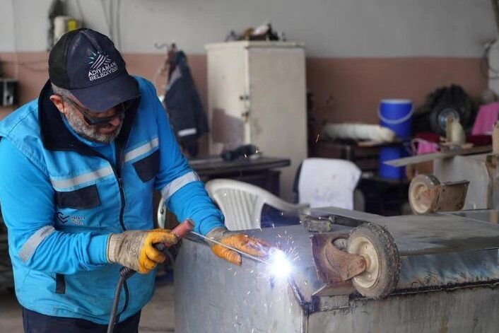 Adıyaman Belediyesi, son iki yılda hurdaya ayrılan 14 bin çöp