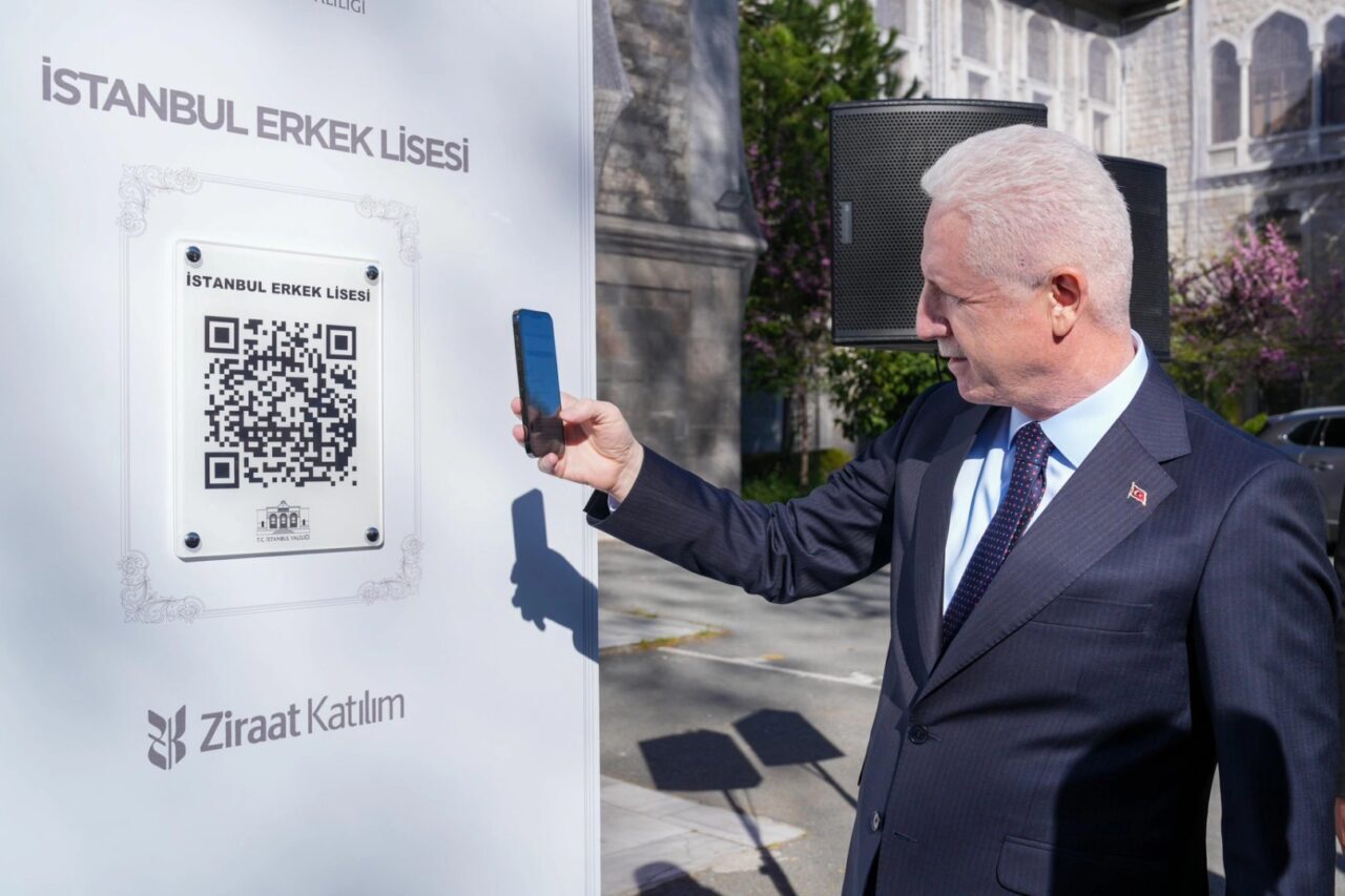 İstanbul Valiliği, “Dijital İstanbul” projesinin 4. etabını tamamlayarak bin 337